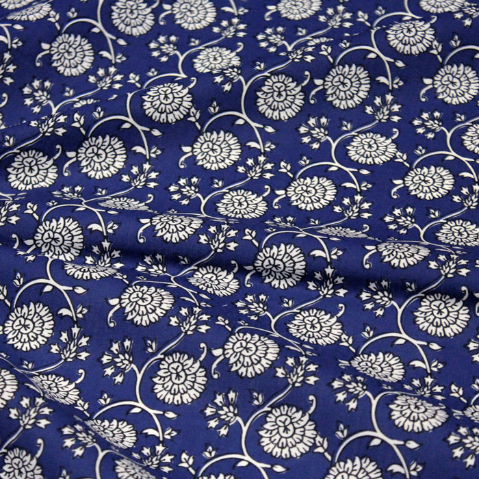 Tissu cotonnade motif fleuri indien bleu roi, noir et blanc - COLLECTION KALAMKARI