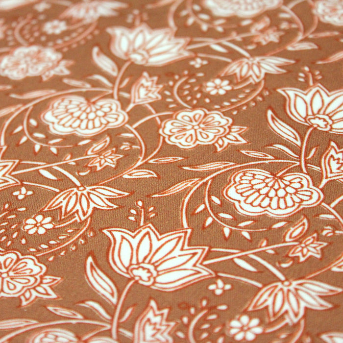 Tissu cotonnade motif fleuri indien rouge et blanc, fond caramel - COLLECTION KALAMKARI