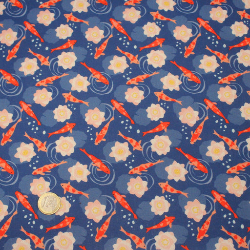 Tissu cotonnade motif japonais KOï aux poissons carpes koï & nénuphars, fond bleu roi - OEKO - TEX - TissusPapi.com