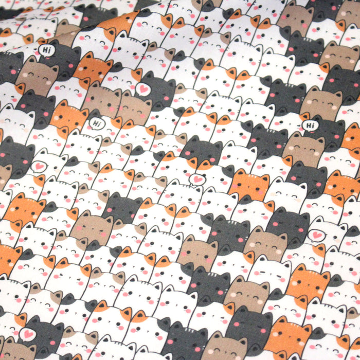 Tissu cotonnade KAWAII aux chats japonais blancs, gris et roux - OEKO - TEX - TissusPapi.com