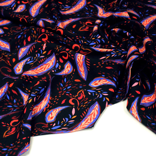 Tissu Viscose fluide noir, motifs cachemire rouge et bleus modernes, NINI - STANDARD 100 OEKO - TEX - TissusPapi.com