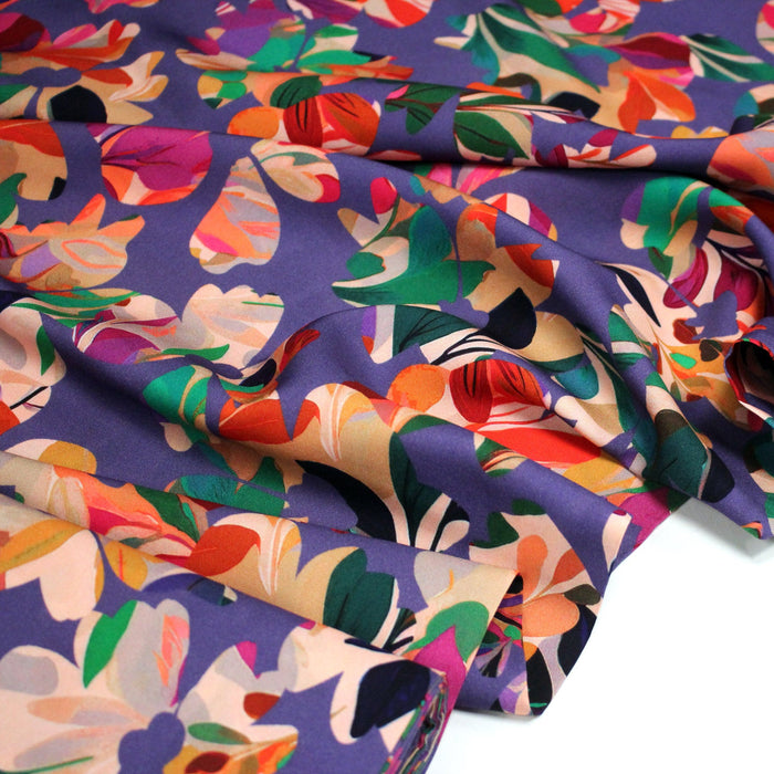 Tissu Viscose fluide mauve, motif floral très coloré, MACHA - STANDARD 100 OEKO-TEX