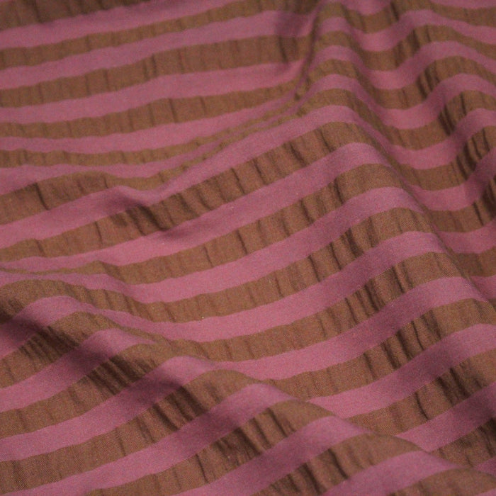 Tissu seersucker coton rayé 1cm Rose et cacao - STANDARD 100 OEKO - TEX - TissusPapi.com