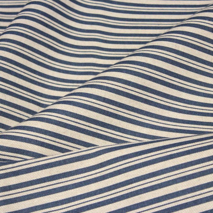 Tissu toile à matelas de coton aux rayures bleues, fond lin - COLLECTION VERSAILLES - TissusPapi.com