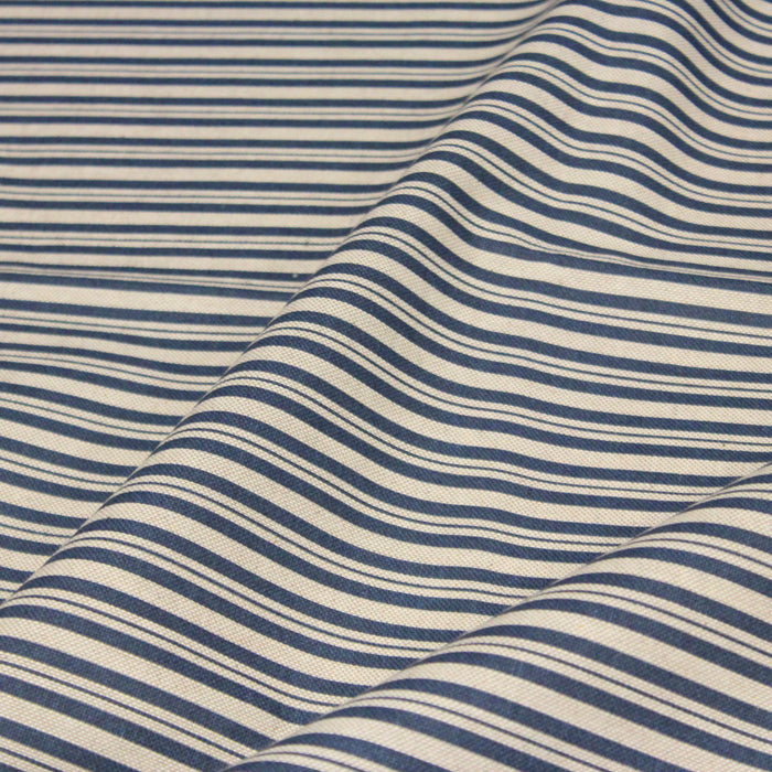 Tissu toile à matelas de coton aux rayures bleues, fond lin - COLLECTION VERSAILLES - TissusPapi.com