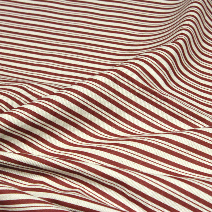 Tissu toile à matelas de coton aux rayures rouges, fond lin - COLLECTION VERSAILLES - TissusPapi.com