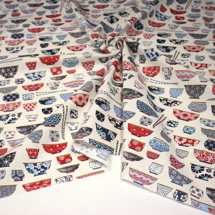 Tissu cotonnade aux bols de ramen & motifs traditionnels japonais - OEKO - TEX - TissusPapi.com