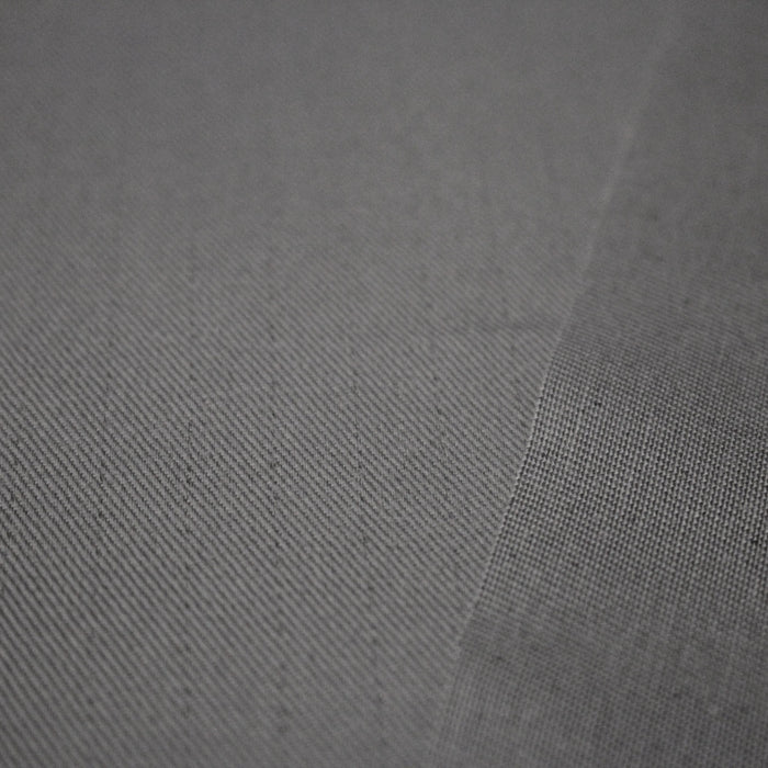Tissu sergé coton gris uni aux fins fins liserés anthracites - 325gr/m2 - ON DESTOCKE ! - TissusPapi.com