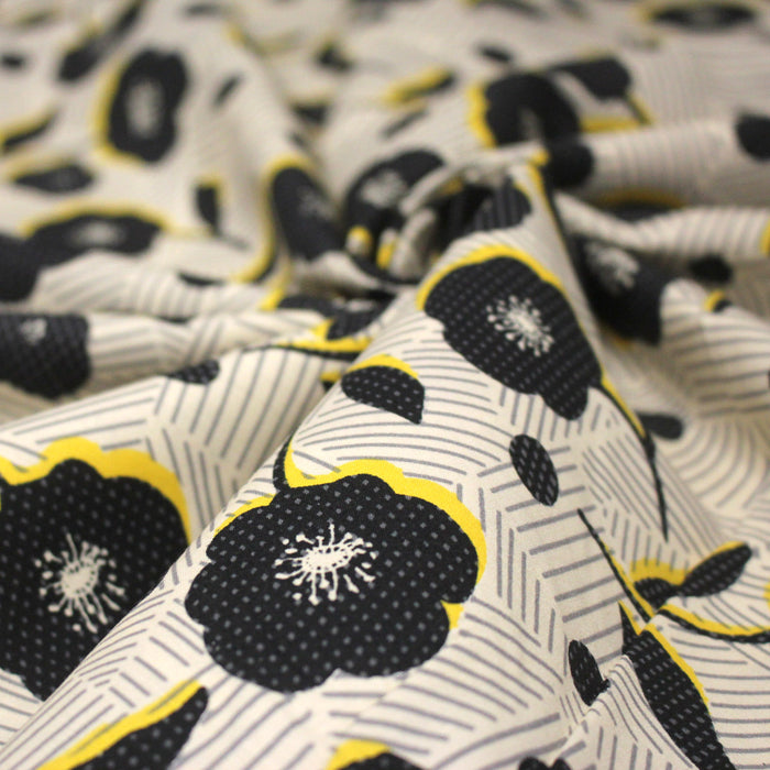 Tissu popeline coton Fleurs noirs & fond blanc cassé rayé gris - OEKO - TEX - TissusPapi.com