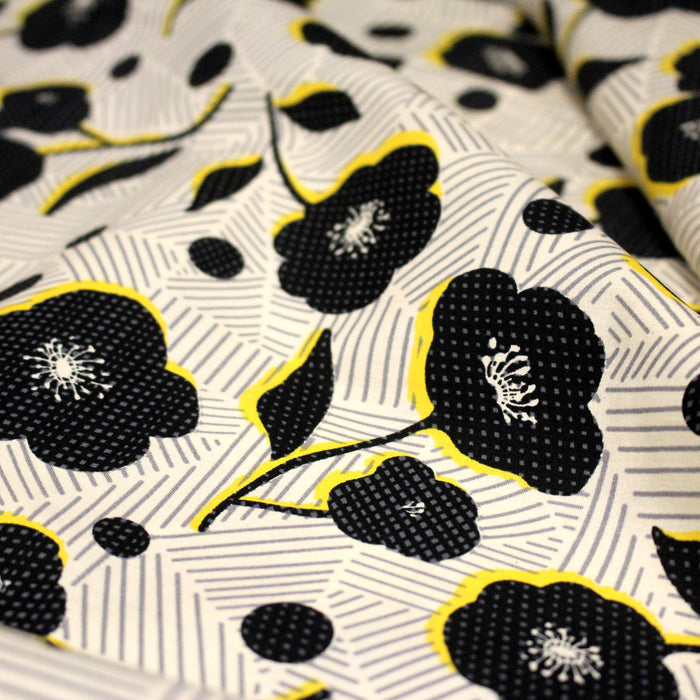Tissu popeline coton Fleurs noirs & fond blanc cassé rayé gris - OEKO - TEX - TissusPapi.com