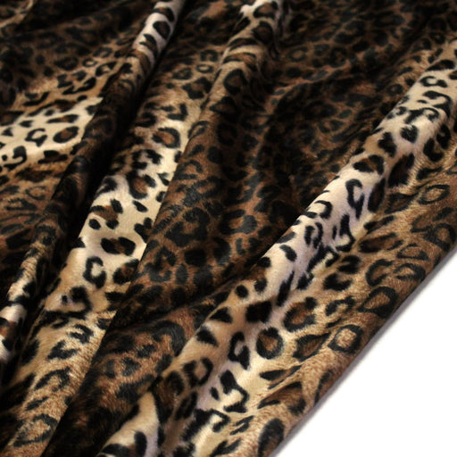 Tissu Velours imprimé motif LEOPARD aux couleurs fauves - TissusPapi.com