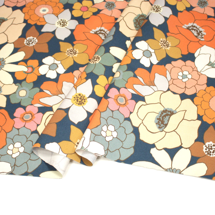 Tissu gabardine de coton SUZANNE imprimé fleurs rétro : bleu, rouille, olive - OEKO - TEX STANDARD 100 - TissusPapi.com