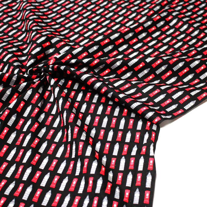 Tissu popeline de coton LONDON aux boîtes aux lettres mailbox rouges & Big Ben, fond noir