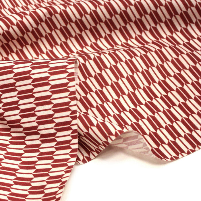 Tissu cotonnade motif japonais YAGASURI, flèches rouge & écrues - TissusPapi.com