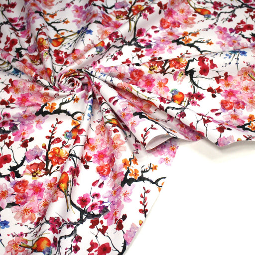 Tissu gabardine coton imprimée GUNMA jardin japonais, oiseaux et fleurs de cerisier - OEKO - TEX - TissusPapi.com