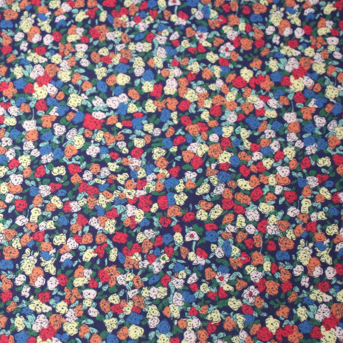 Tissu cotonnade fleurie ZELIE, fines fleurs & fond bleu ou blanc - OEKO - TEX - TissusPapi.com