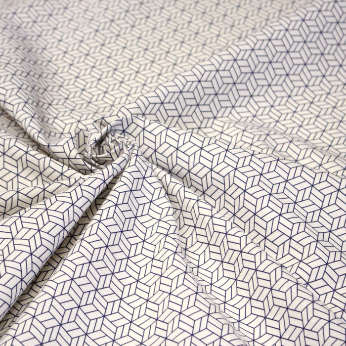 Tissu cotonnade motif japonais KAGOME – Bleu indigo & écru - TissusPapi.com