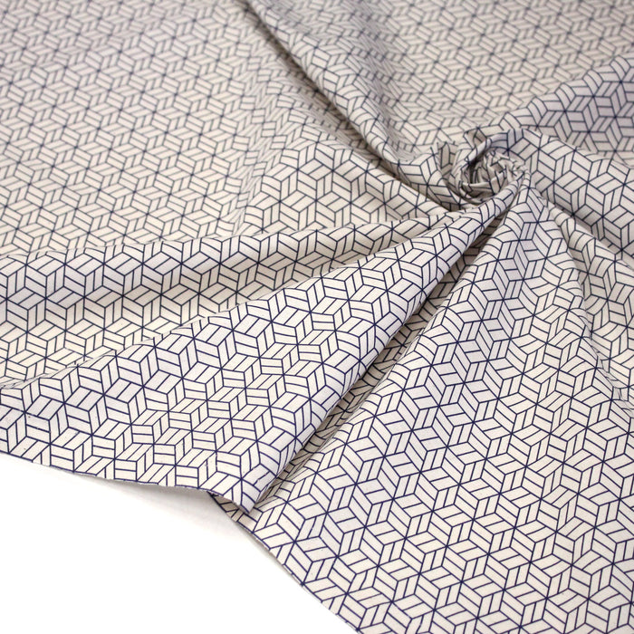 Tissu cotonnade motif japonais KAGOME – Bleu indigo & écru - TissusPapi.com