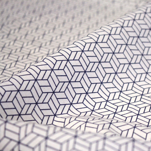 Tissu cotonnade motif japonais KAGOME – Bleu indigo & écru - TissusPapi.com