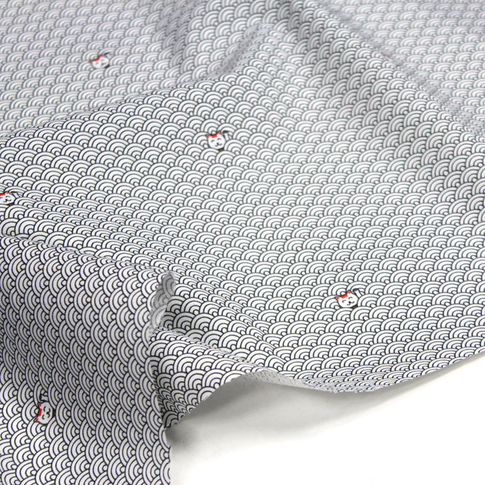 Tissu cotonnade motif japonais seigaiha et le petit chat maneki - neko, noir & blanc - OEKO - TEX - TissusPapi.com