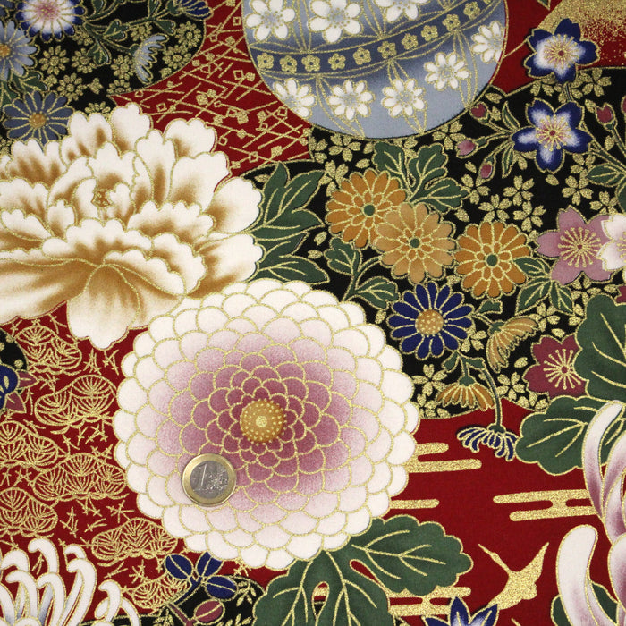 Tissu coton motif japonais aux pivoines & chrysanthèmes dorés, fond rouge ou noir - COLLECTION JAPON DORÉ - TissusPapi.com