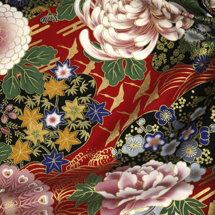 Tissu coton motif japonais aux pivoines & chrysanthèmes dorés, fond rouge ou noir - COLLECTION JAPON DORÉ - TissusPapi.com