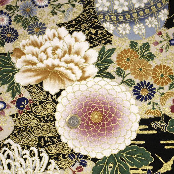 Tissu coton motif japonais aux pivoines & chrysanthèmes dorés, fond rouge ou noir - COLLECTION JAPON DORÉ - TissusPapi.com