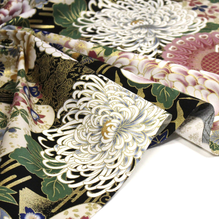 Tissu coton motif japonais aux pivoines & chrysanthèmes dorés, fond rouge ou noir - COLLECTION JAPON DORÉ - TissusPapi.com