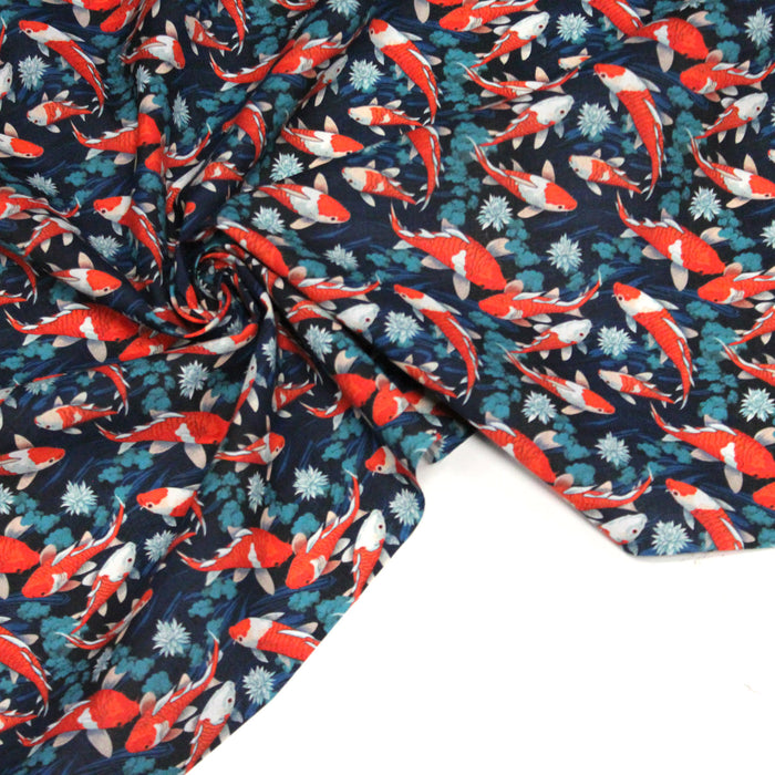 Tissu cotonnade motif japonais KOï aux poissons carpes koï rouges, fleurs et fond bleu - OEKO - TEX - TissusPapi.com