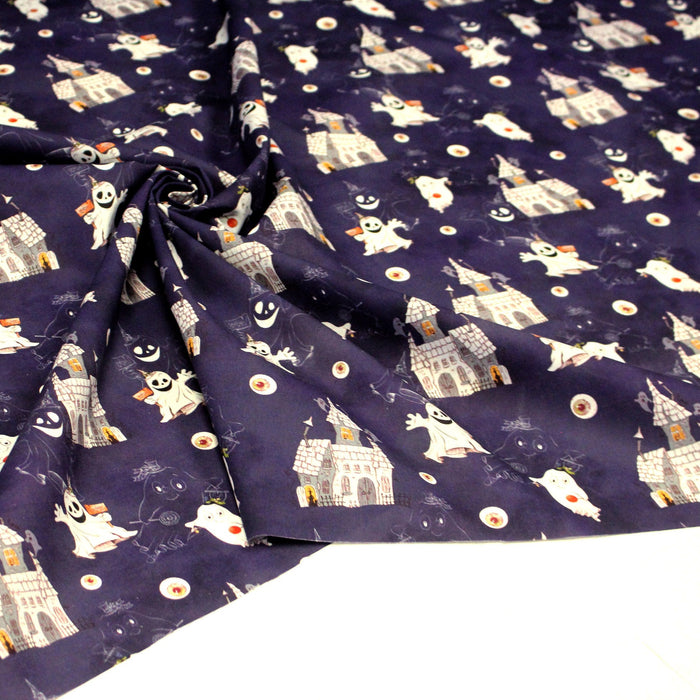 Tissu cotonnade HALLOWEEN, violet aux fantomes et manoirs hantés - OEKO - TEX STANDARD 100 - TissusPapi.com