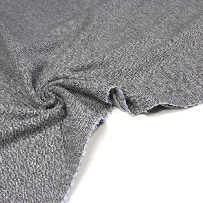 Tissu lainage faux - uni chevrons gris et blanc cassé, touches de bleu horizon - Fabrication italienne - TissusPapi.com