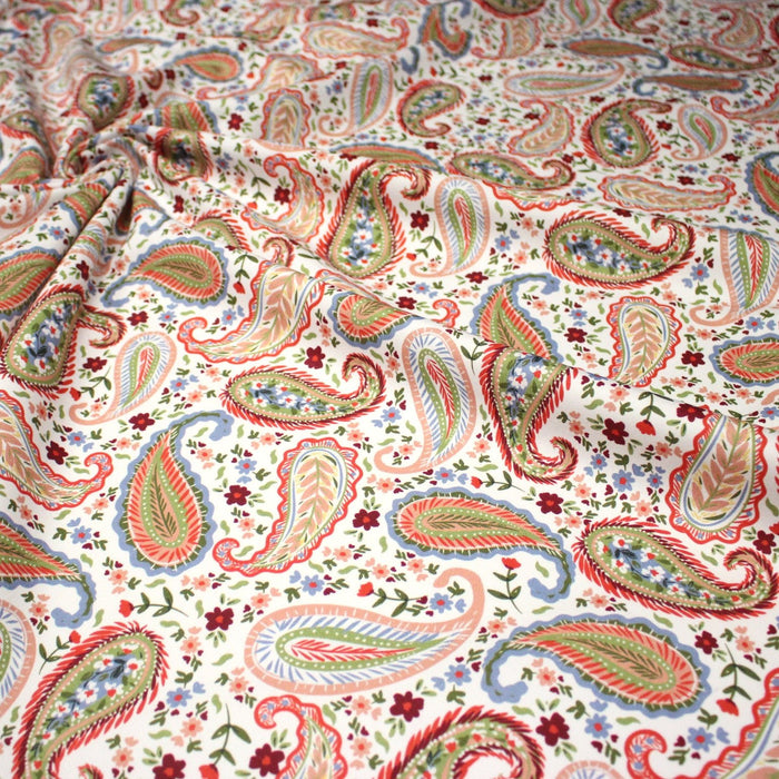 Tissu INDIENNES, gabardine coton imprimée motif cachemire coloré, fond blanc - OEKO - TEX - TissusPapi.com