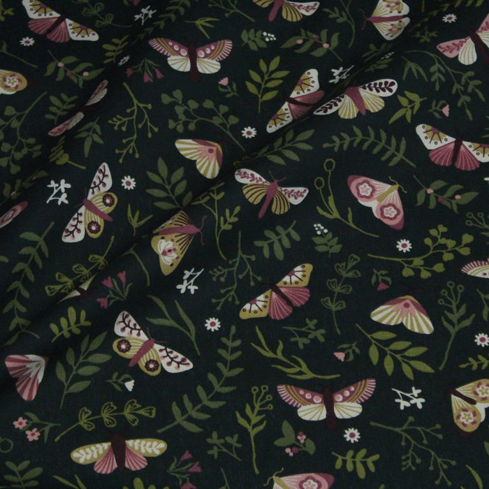 Tissu de coton vert aux fleurs et papillons