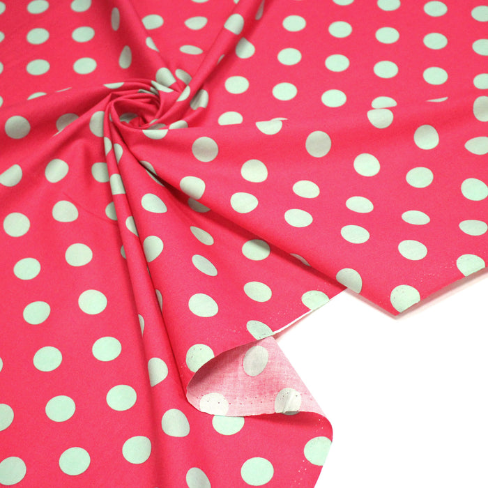 Tissu popeline de coton rouge magenta à pois vert clair 18mm - COLLECTION POLKA DOT - TissusPapi.com