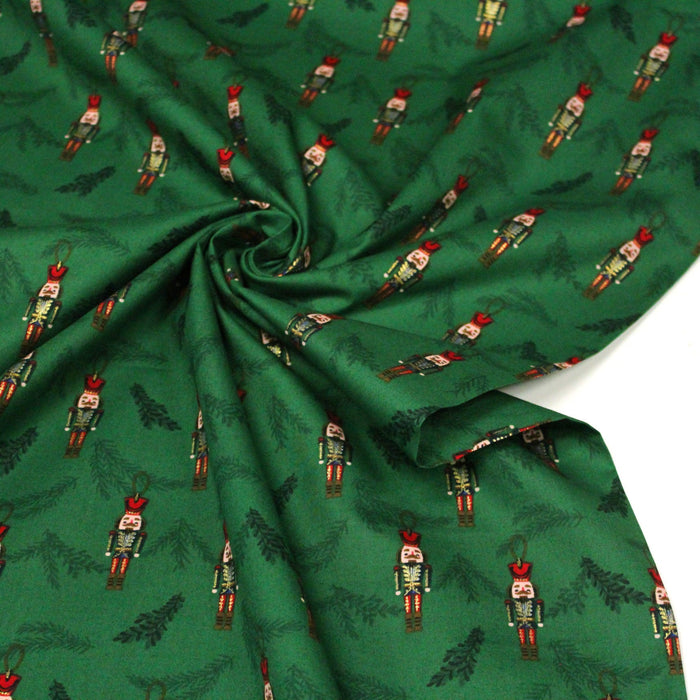 Tissu de coton de Noël vert aux soldats casse noisette dorés - COLLECTION NOËL - OEKO - TEX - TissusPapi.com