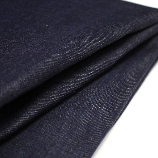 Tissu DENIM brut 100% coton bleu nuit rigide 430gr/m2 - Fabrication italienne - TissusPapi.com