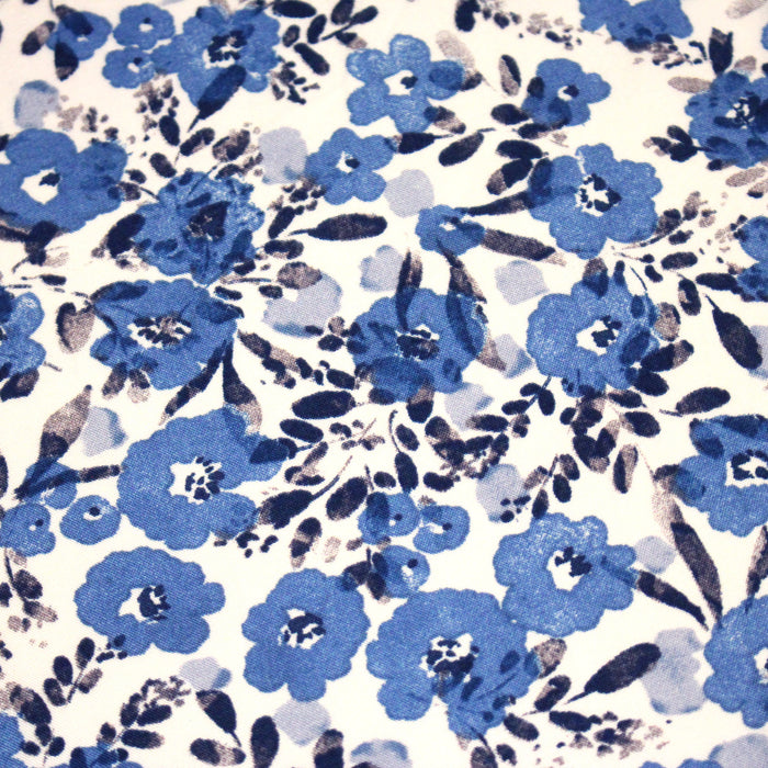Tissu viscose fluide aux fleurs estivales : Bleu, Parme, Rose - OEKO - TEX STANDARD 100 - TissusPapi.com