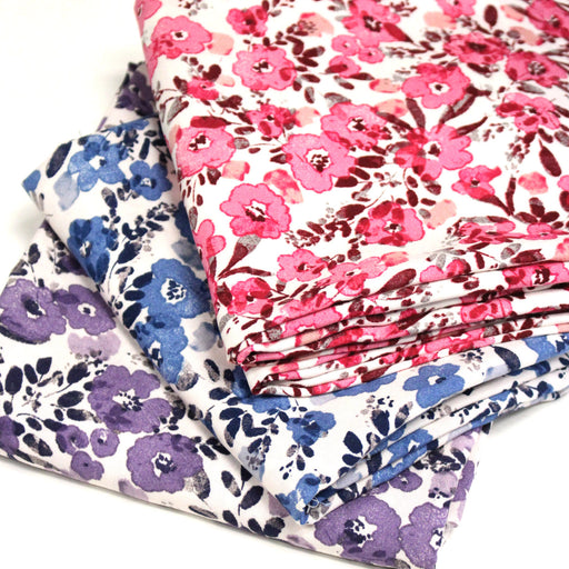 Tissu viscose fluide aux fleurs estivales : Bleu, Parme, Rose - OEKO - TEX STANDARD 100 - TissusPapi.com