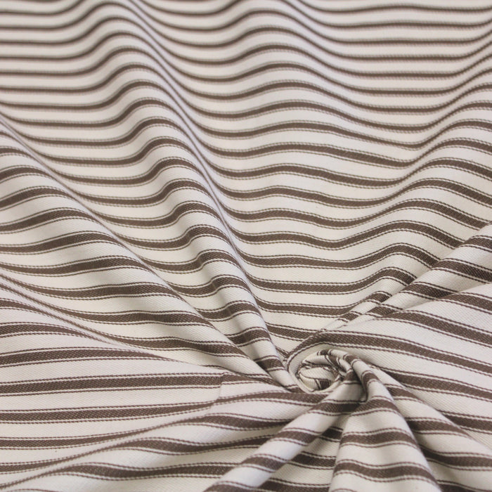 Tissu toile à matelas de coton CARNAC aux rayures marron, fond écru