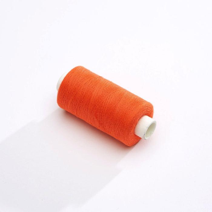 Bobine de fil orange - 500m - Fabrication française - Oeko - Tex - TissusPapi.com