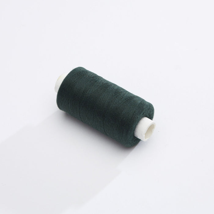 Bobine de fil vert anglais - 500m - Fabrication française - Oeko - Tex - TissusPapi.com
