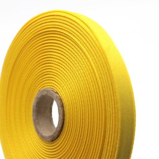 Ruban de sergé jaune 10mm - Galette de 50 mètres - Fabrication française - TissusPapi.com