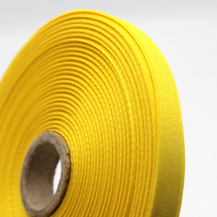 Ruban de sergé jaune 10mm - Galette de 50 mètres - Fabrication française - TissusPapi.com