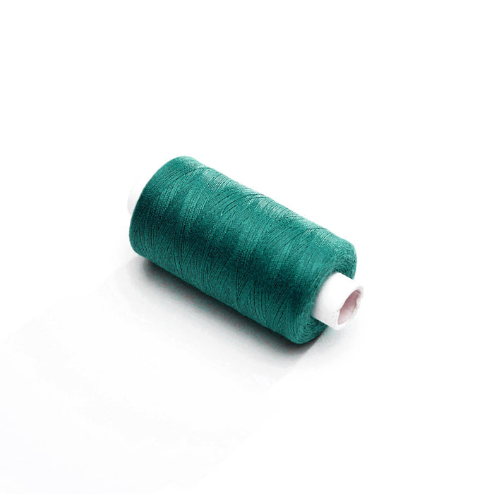 Bobine de fil vert canard - 500m - Fabrication française - Oeko - Tex - TissusPapi.com