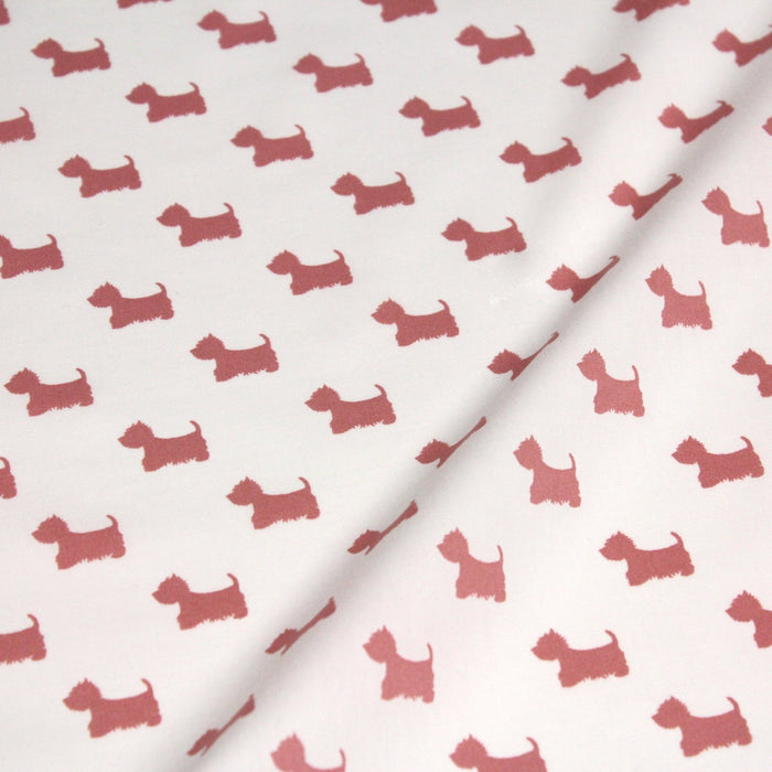 Tissu popeline de coton aux petits chiens vieux rose, fond blanc - TissusPapi.com