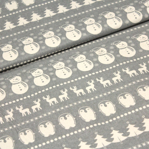 Tissu de coton de Noël scandinave aux bonshommes de neige, rennes, pingouins, sapins de Noël écrus, fond gris - TissusPapi.com