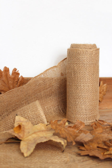 Ruban de toile de jute 20cm de large, parfait pour la décoration de mariage, chemins de table et jolis noeuds ! - TissusPapi.com
