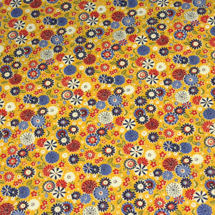 Tissu de coton japonais fleuri jaune aux fleurs bleues, blanches et rouges - Oeko-Tex - tissuspapi