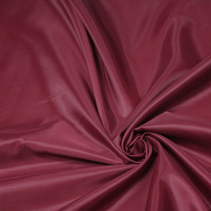 Tissu doublure pongé acetate rouge bordeaux uni - TissusPapi.com