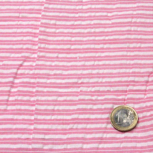 Tissu Seersucker coton à rayures roses et blanches - TissusPapi.com